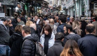 “Memurlar, Emekliler ve Asgari Ücretliler Seçim Değil Geçim Derdinde”