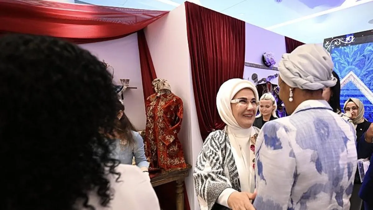 Emine Erdoğan, New York’ta geleneksel köklü Türk çeyiz geleneğini dünyaya tanıttı